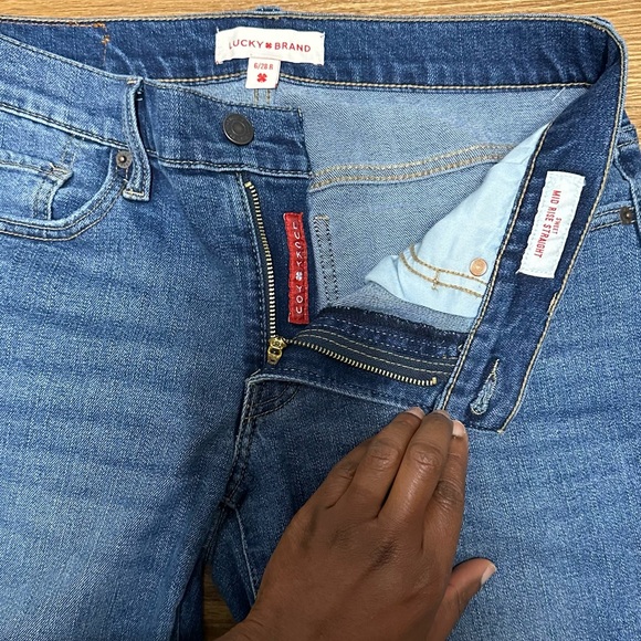 LUCKY BRAND Sweet Mid Rise Straight Blue Jeans - Picture 6 of 8
